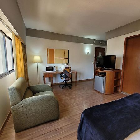Flat Particular Rua Borges Lagoa C/ Garagem Uh1008 圣保罗 外观 照片