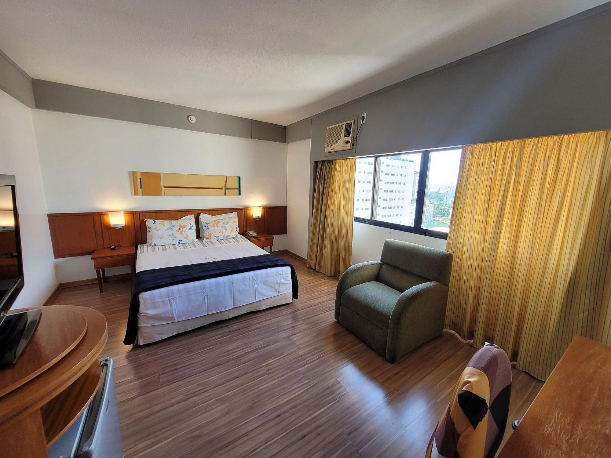 Flat Particular Rua Borges Lagoa C/ Garagem Uh1008 圣保罗 外观 照片